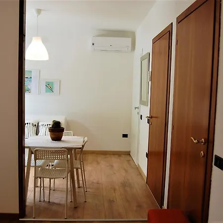 Corner Gelsomino Konukevi Cavalcaselle